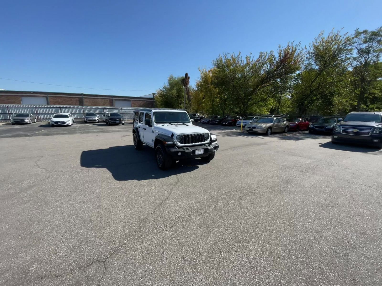 Thumbnail: 2025 Jeep Wrangler - 14