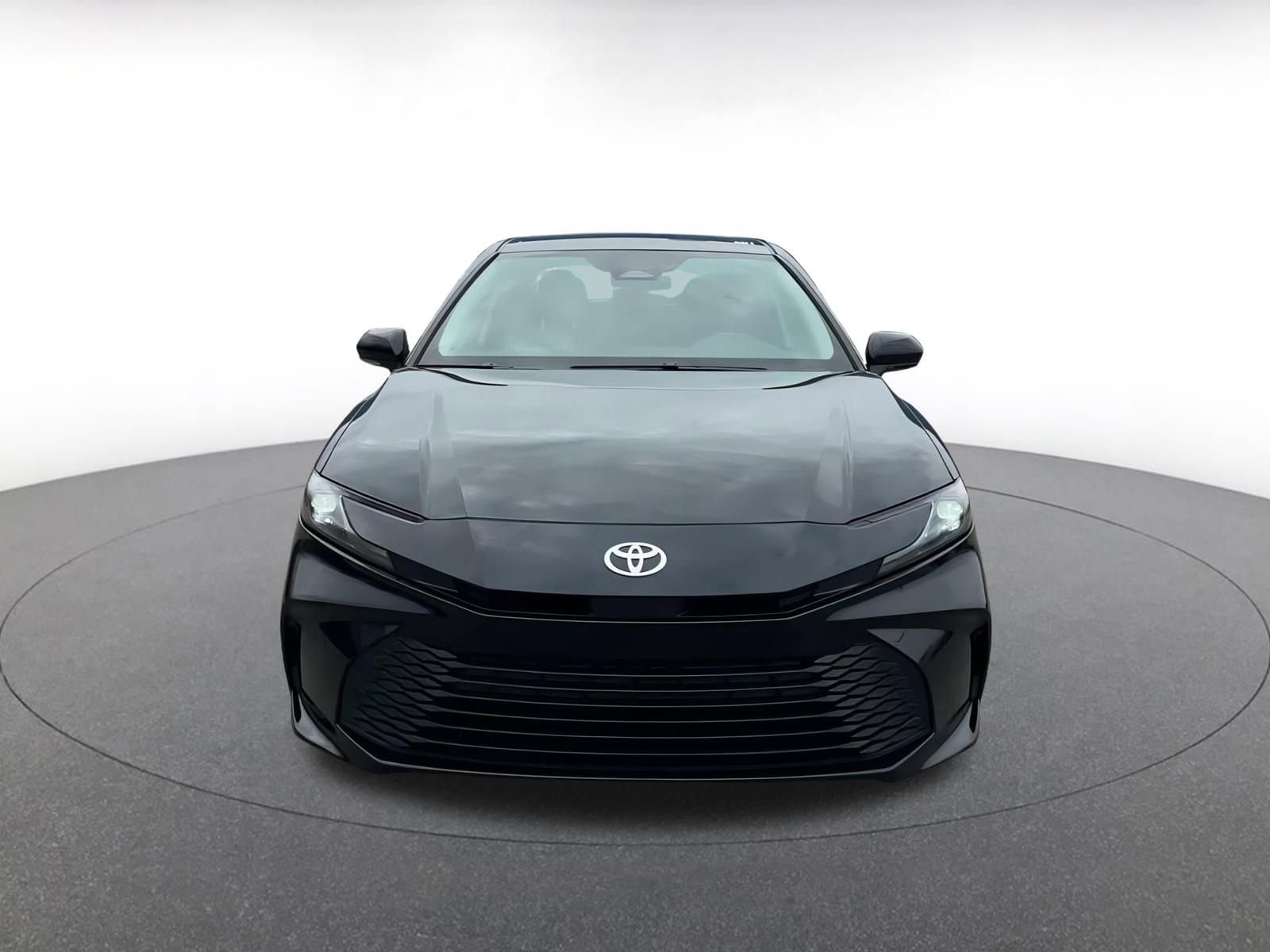 Thumbnail: 2025 Toyota Camry - 4