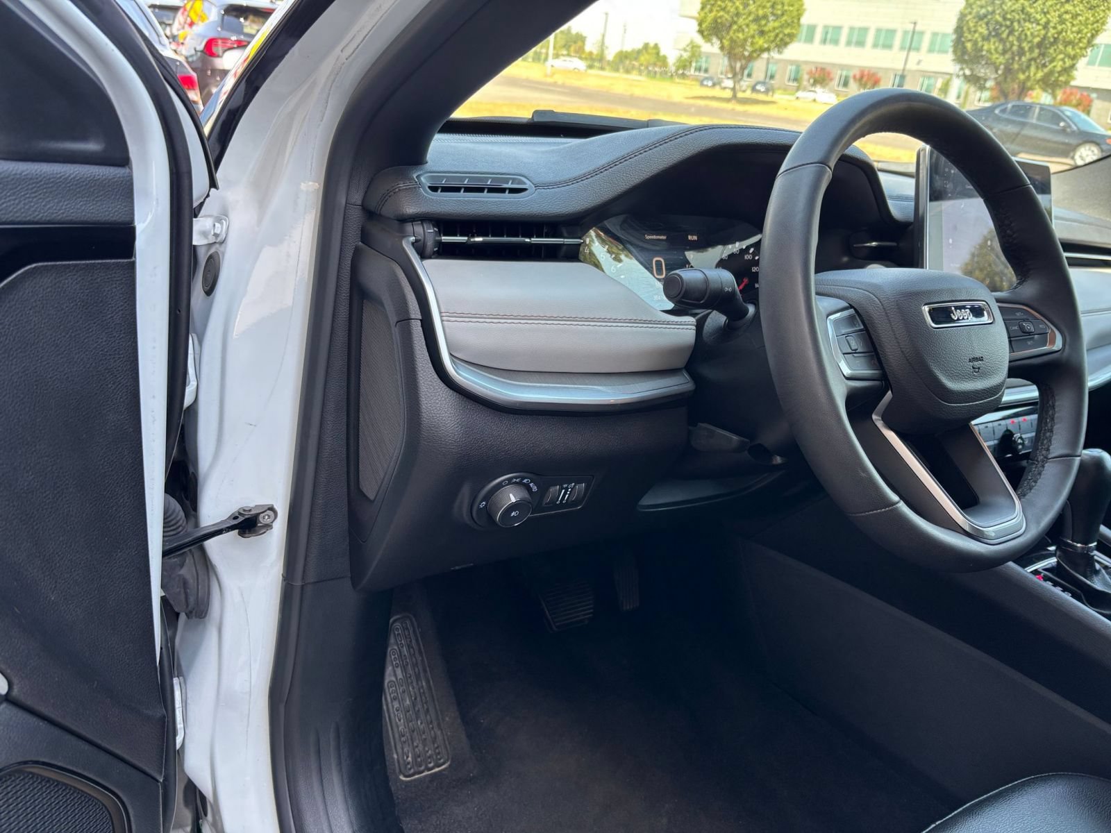 Thumbnail: 2025 Jeep Compass - 30