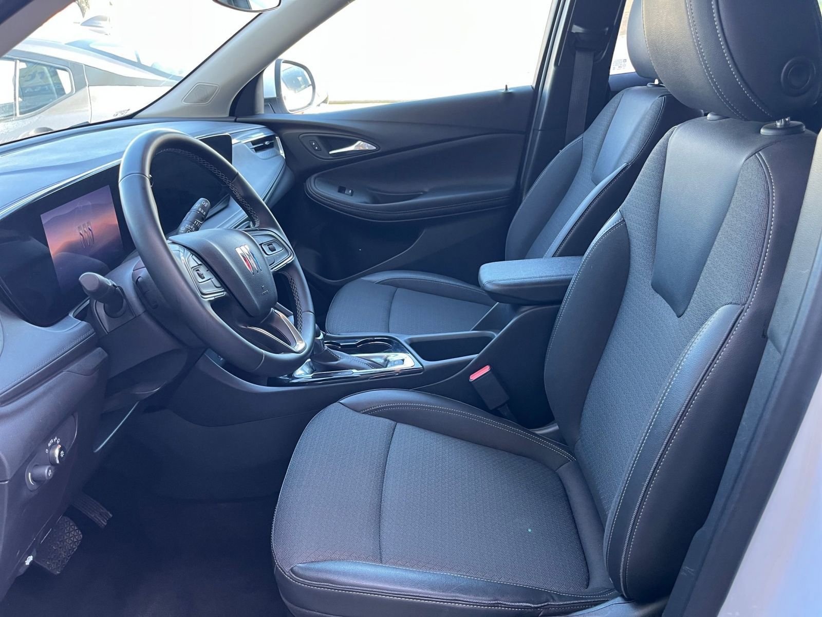 Thumbnail: 2025 Buick Encore GX - 25