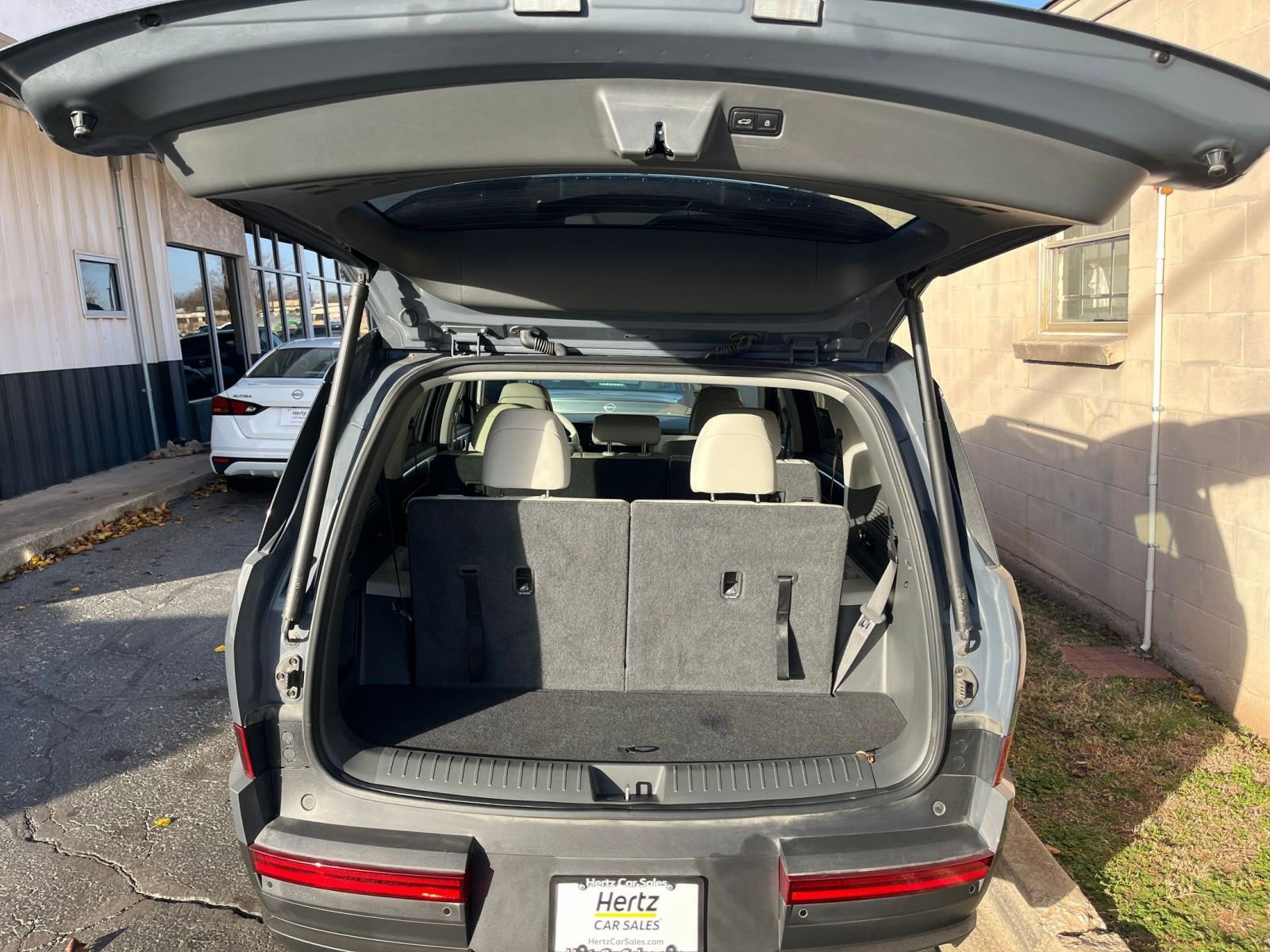 Thumbnail: 2025 Hyundai Santa Fe - 31