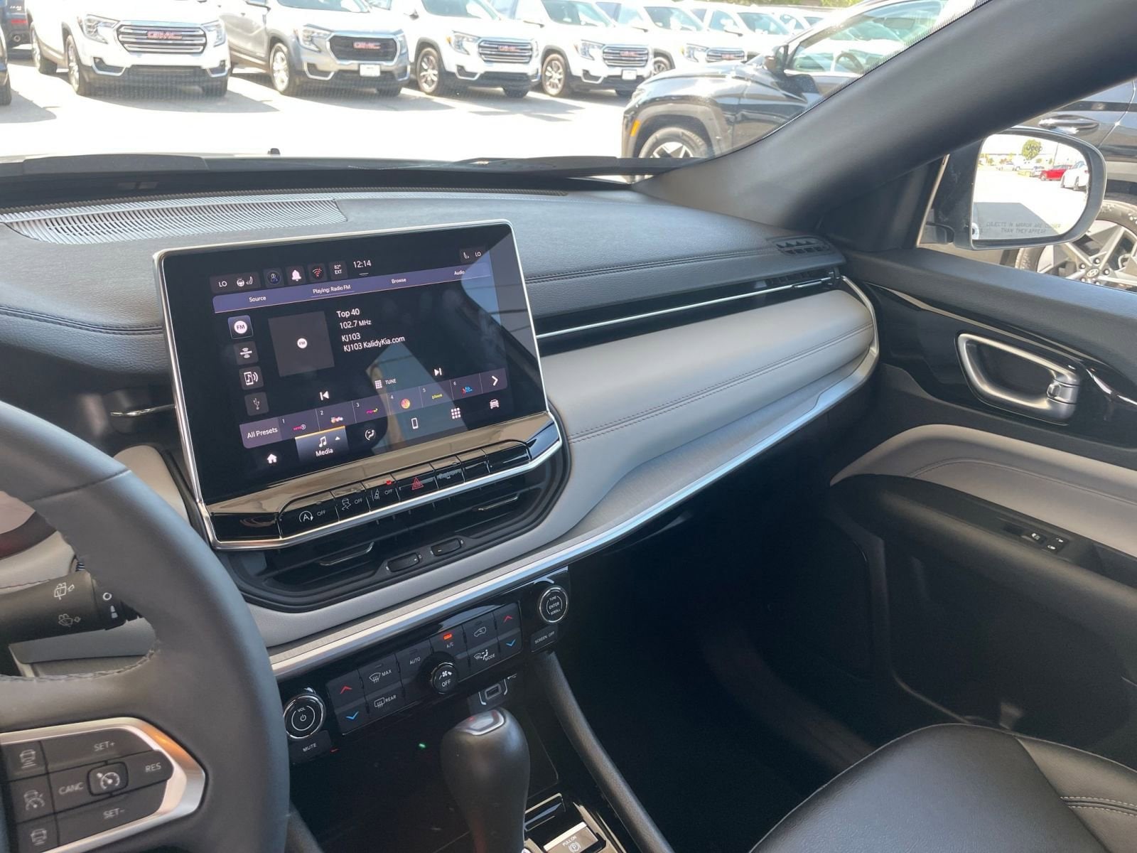 Thumbnail: 2025 Jeep Compass - 18