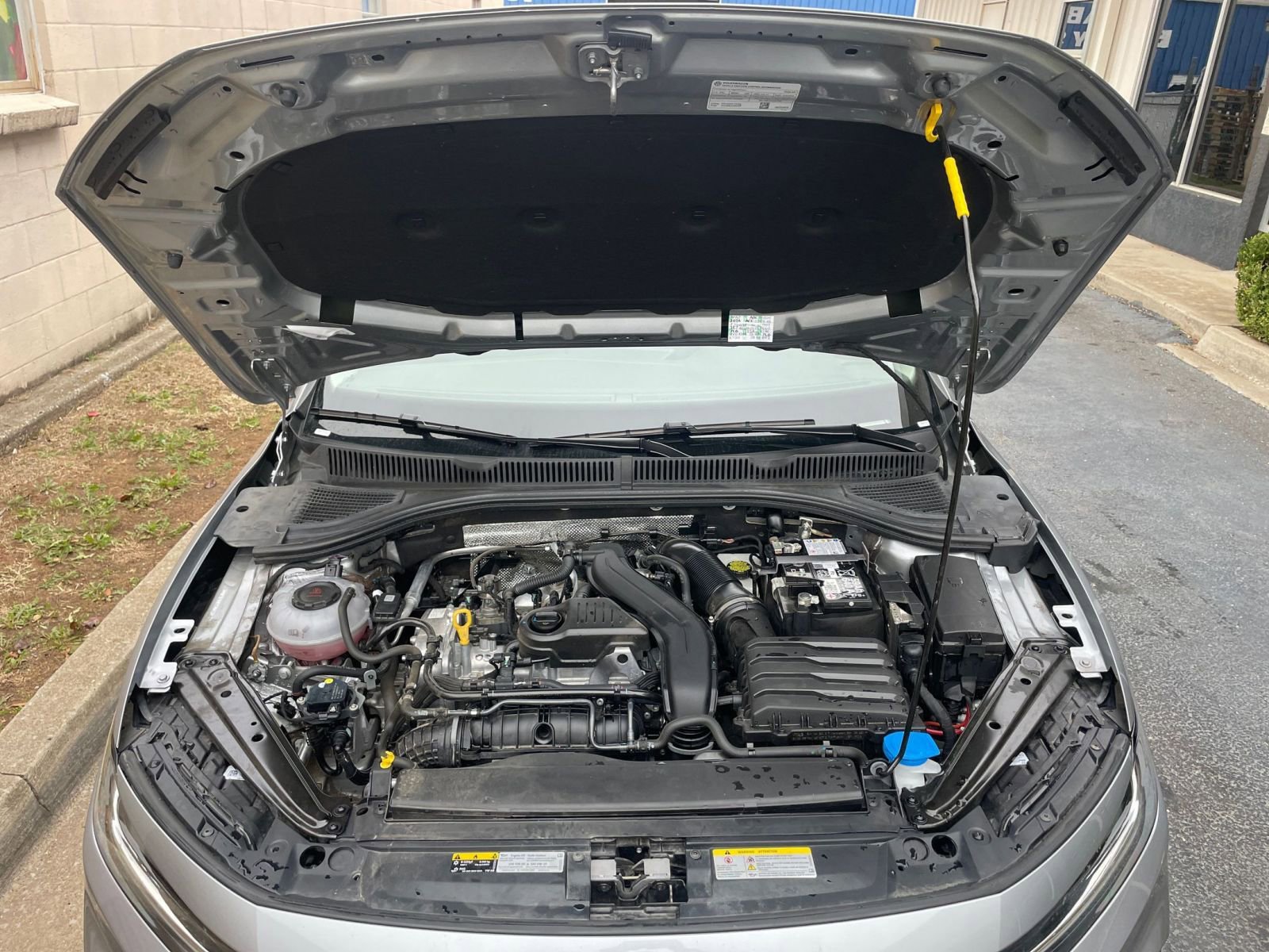 Thumbnail: 2025 Volkswagen Jetta - 31