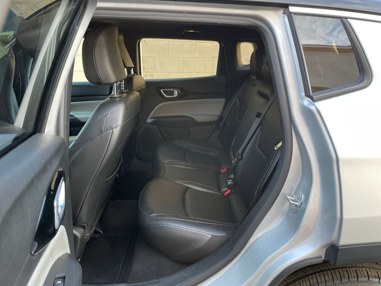 Thumbnail: 2025 Jeep Compass - 27