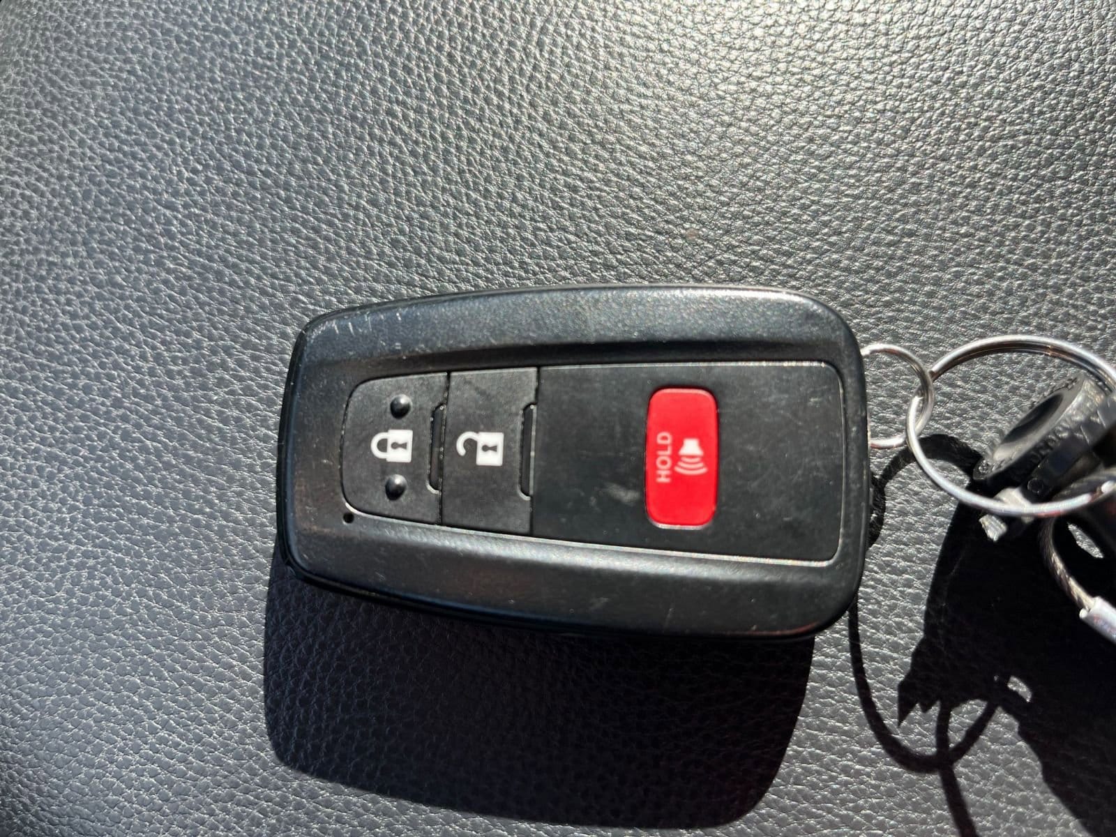 Thumbnail: 2025 Toyota RAV4 - 22