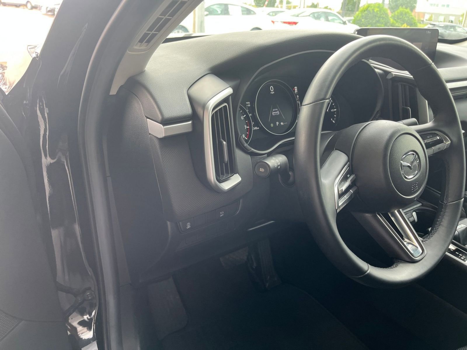 Thumbnail: 2025 Mazda CX-50 - 33