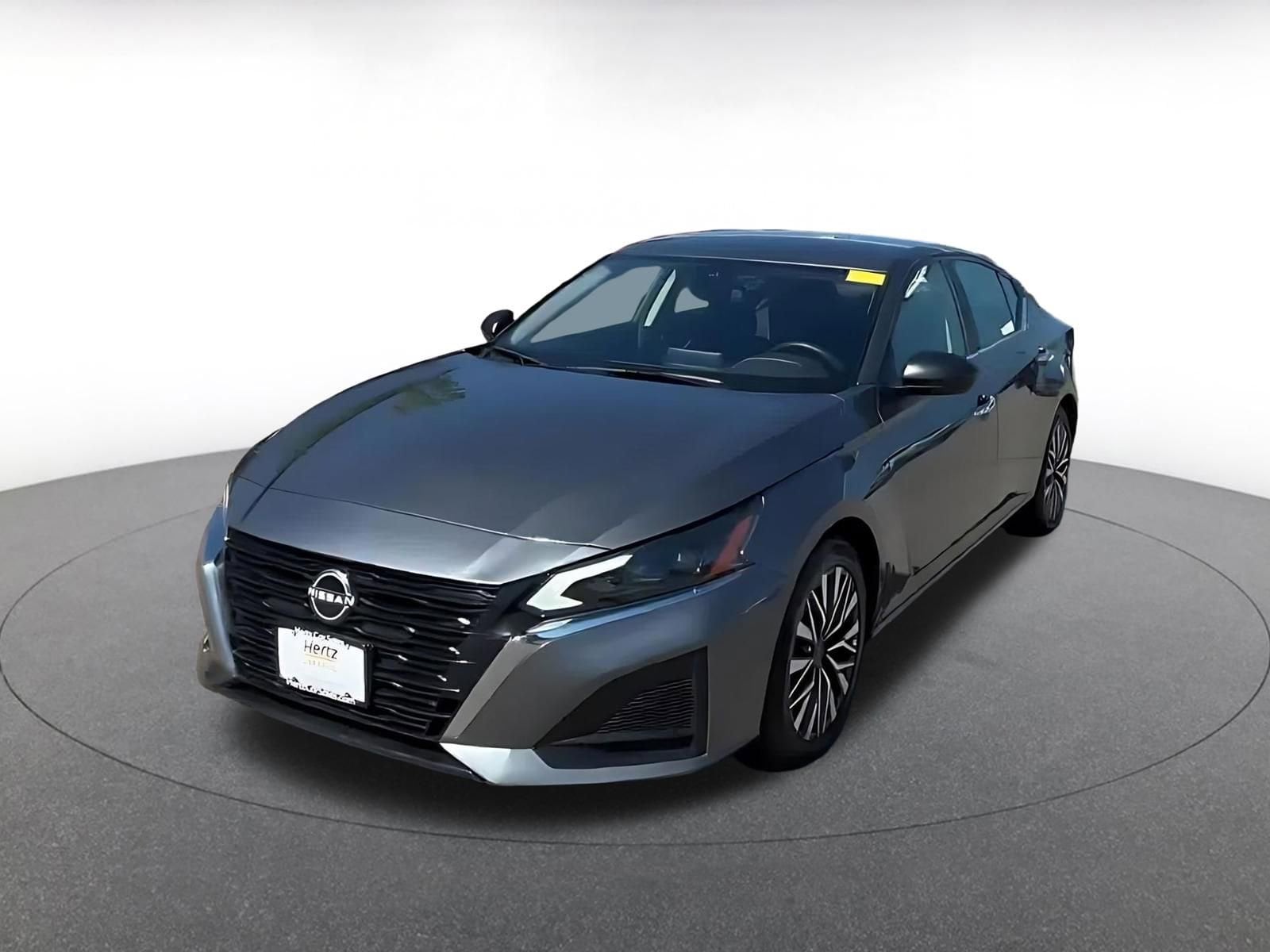 Thumbnail: 2025 Nissan Altima - 7