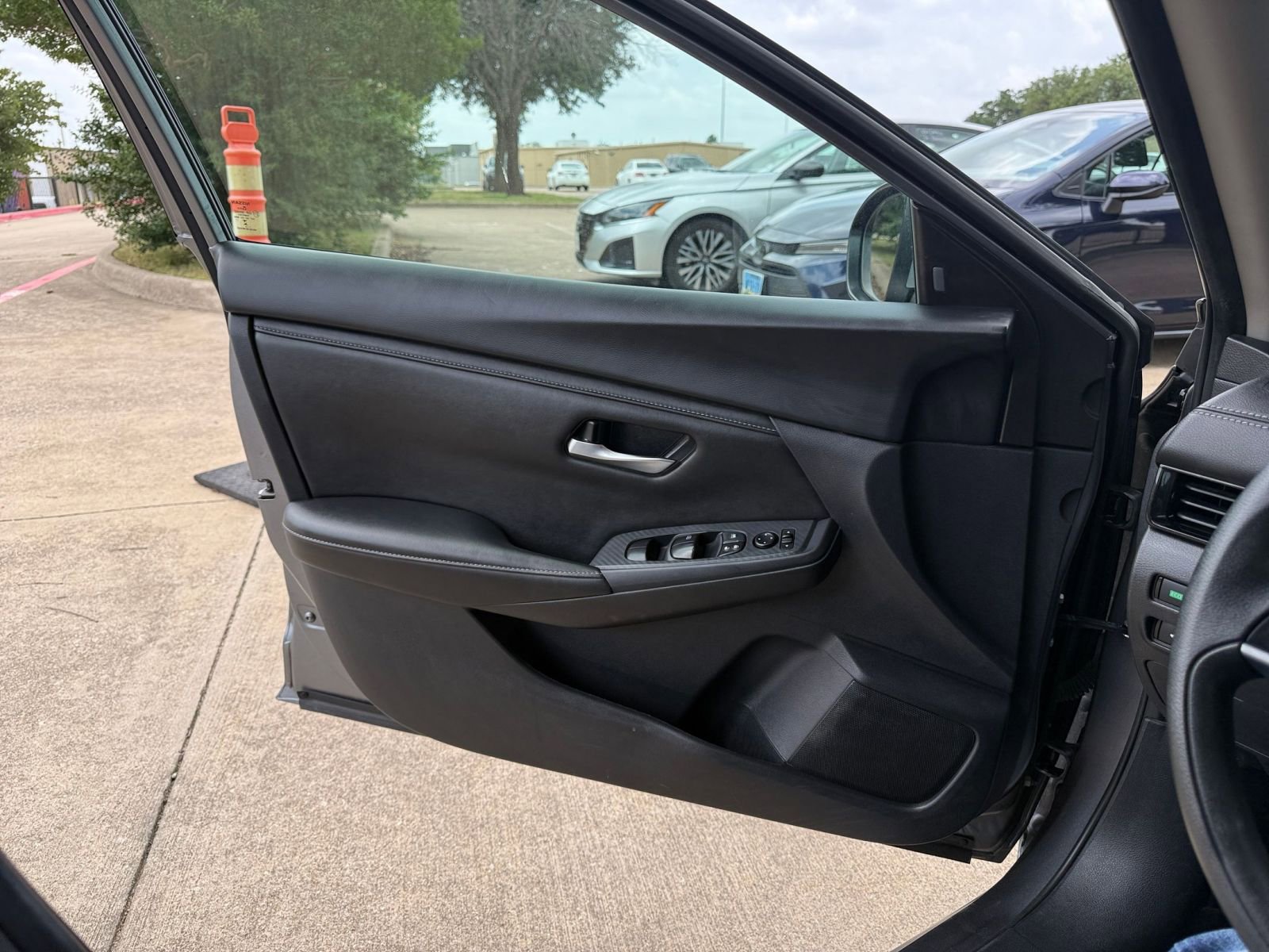 2024 Nissan Sentra SV 20