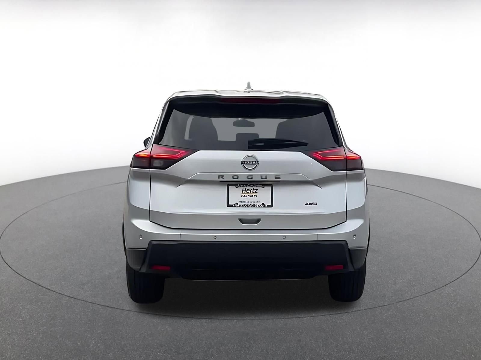 Thumbnail: 2025 Nissan Rogue - 12