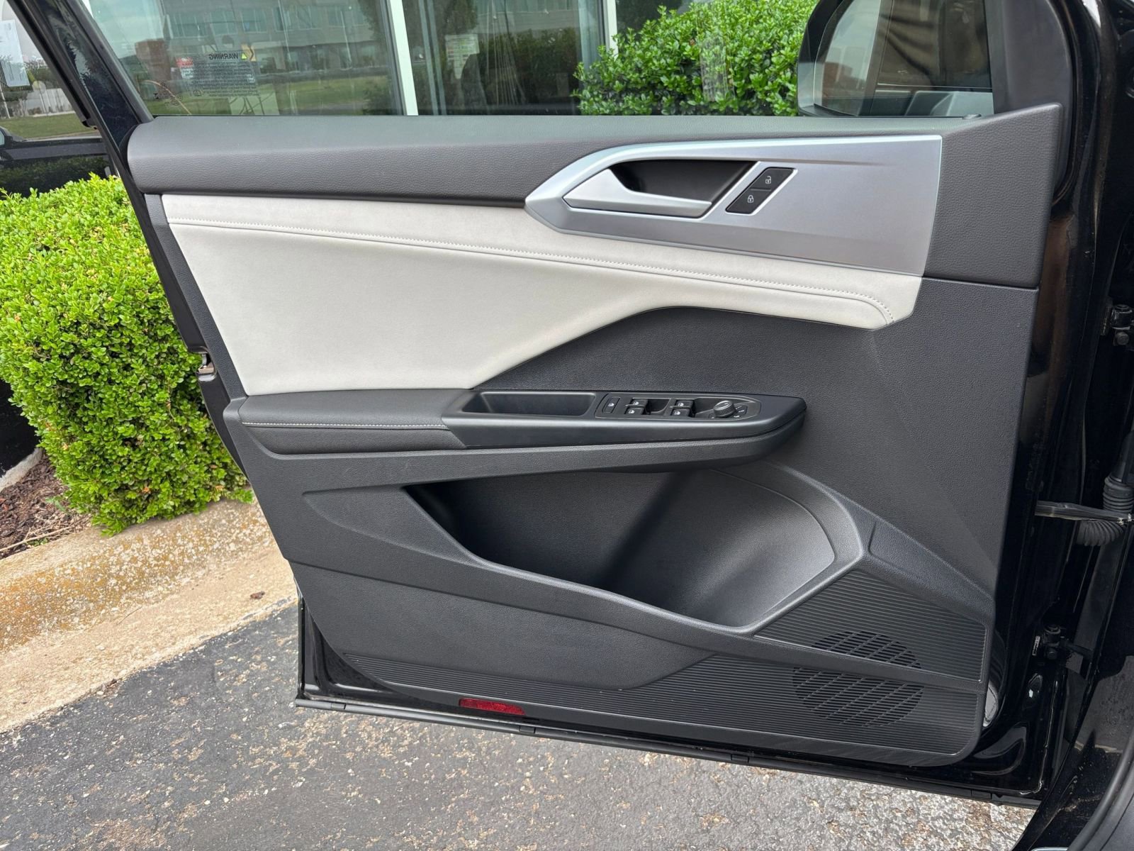 Thumbnail: 2025 Volkswagen Taos - 18