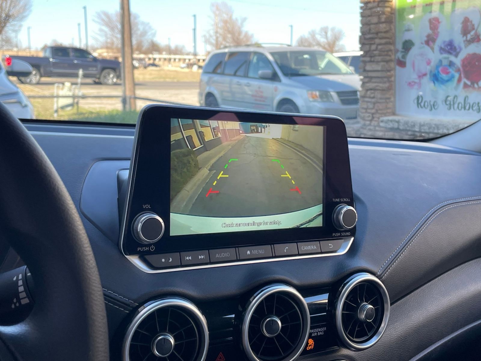 Thumbnail: 2025 Nissan Sentra - 22