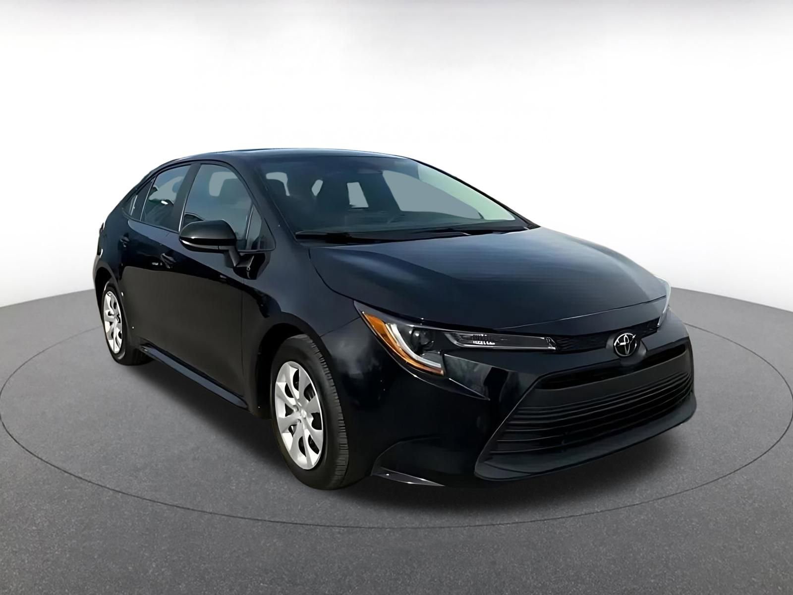 Thumbnail: 2025 Toyota Corolla - 3