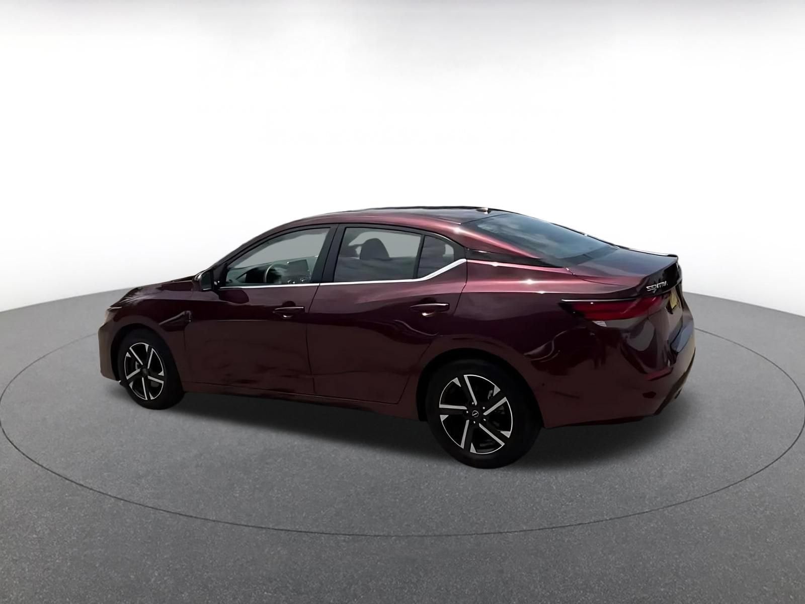 Thumbnail: 2025 Nissan Sentra - 10