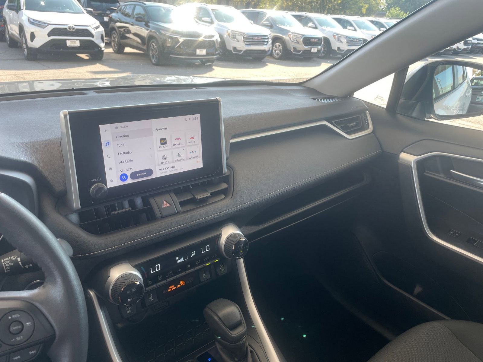 Thumbnail: 2025 Toyota RAV4 - 18