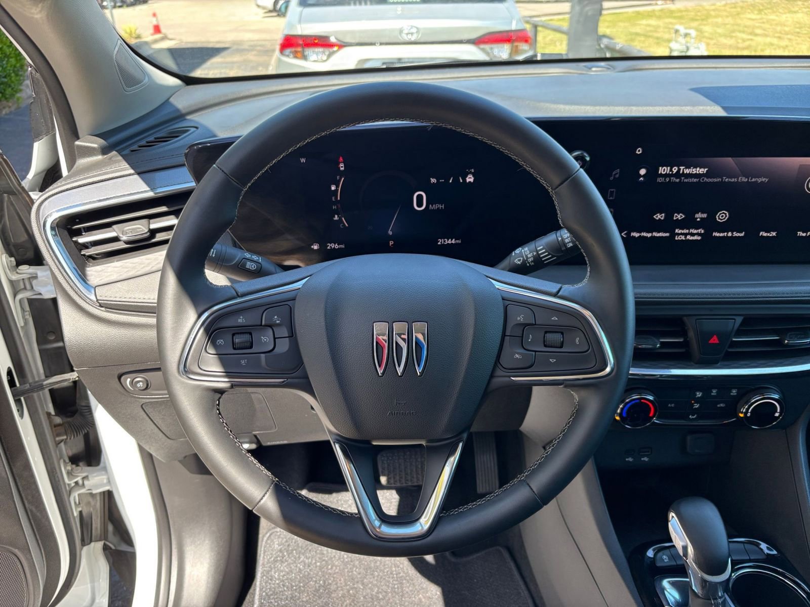Thumbnail: 2025 Buick Encore GX - 27