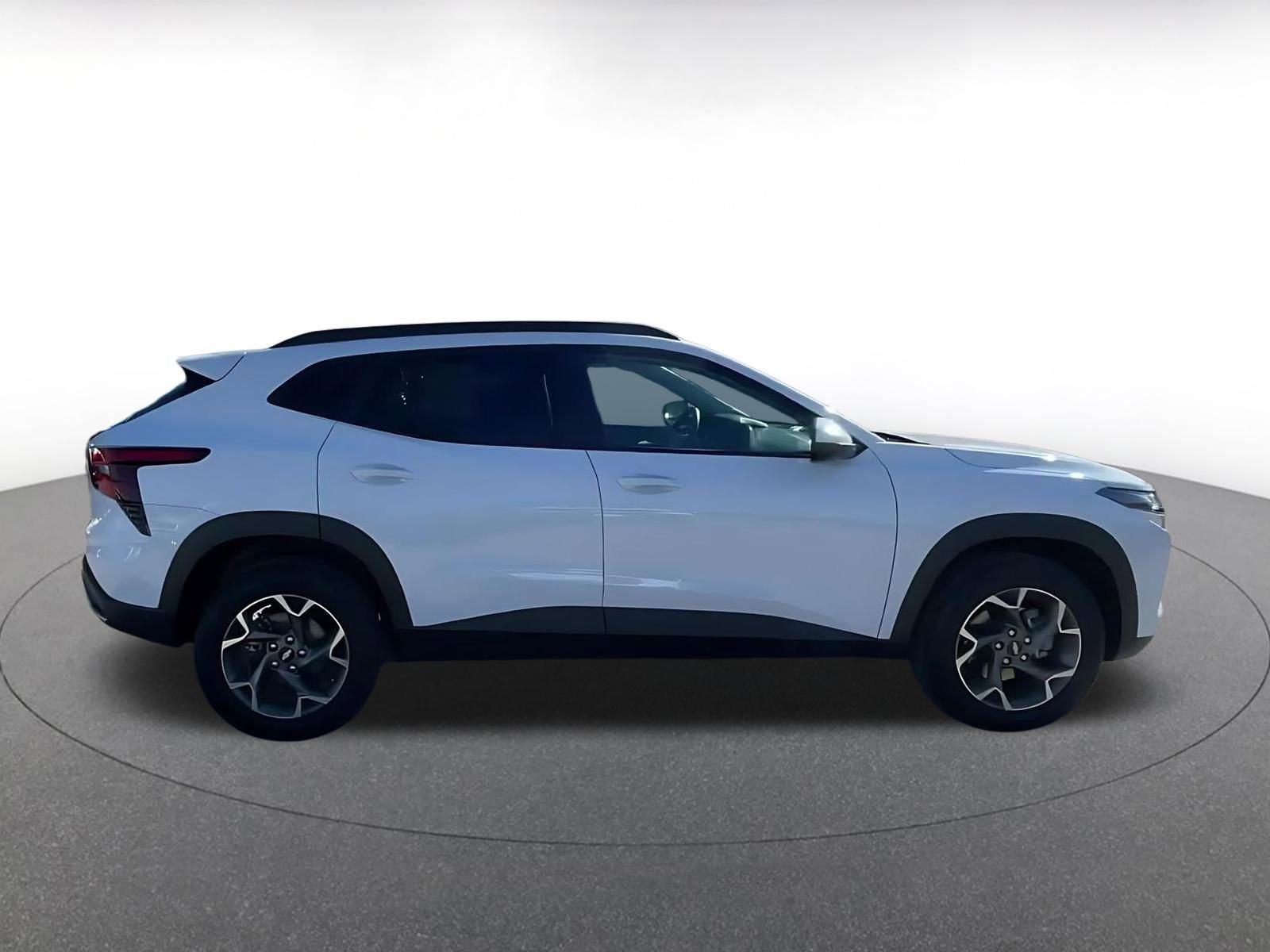 Thumbnail: 2025 Chevrolet Trax - 16