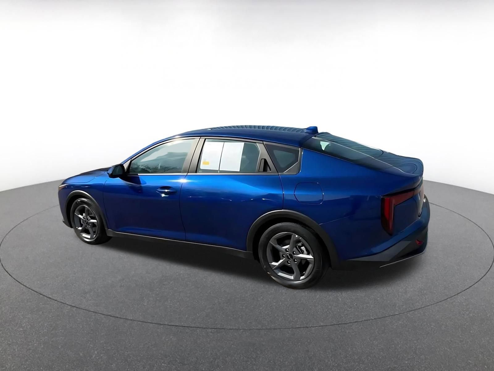 Thumbnail: 2025 Kia K4 - 10