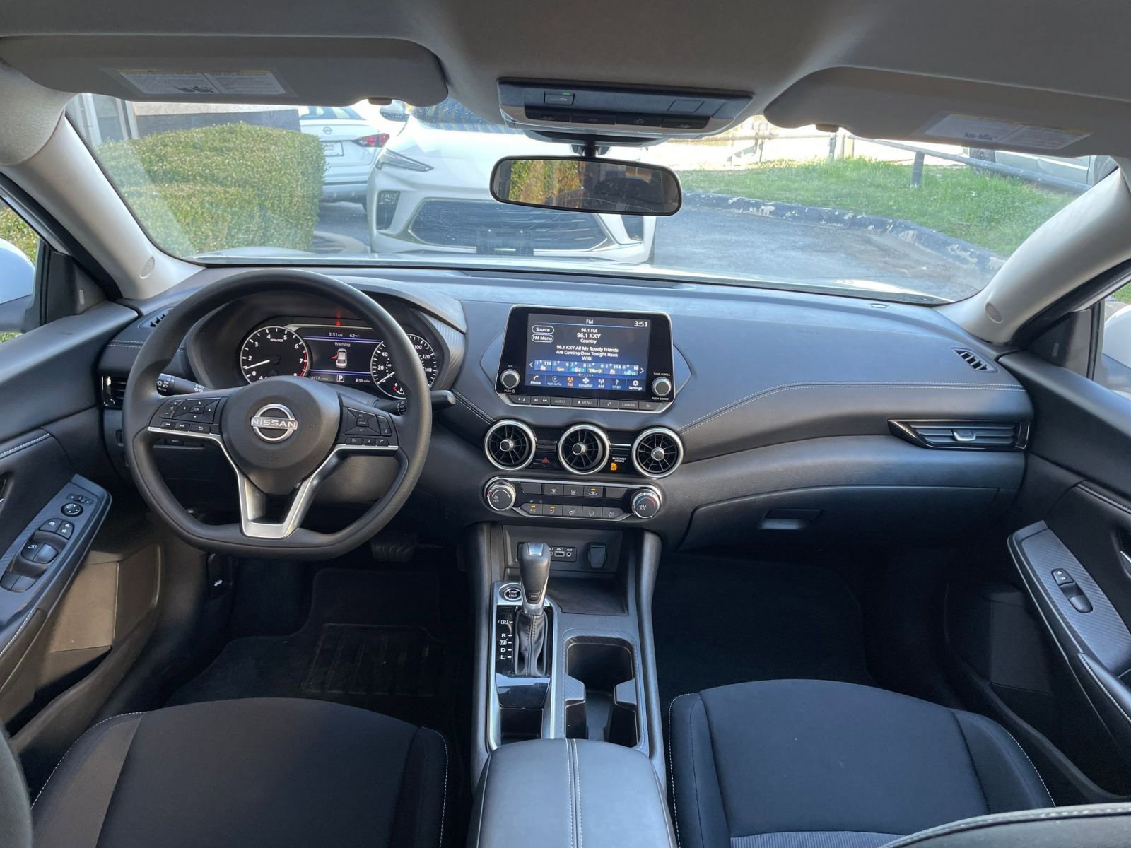 Thumbnail: 2025 Nissan Sentra - 31