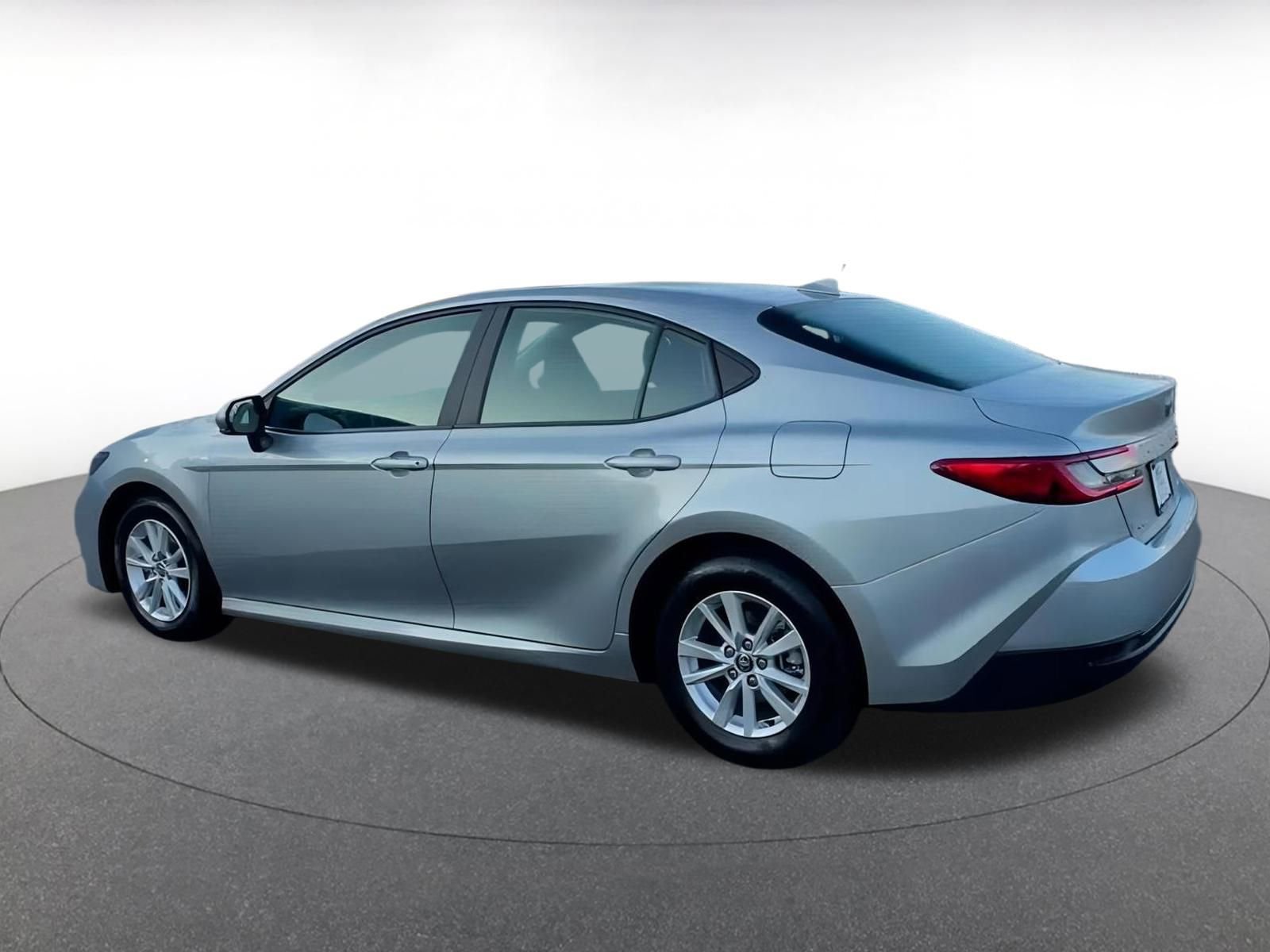 Thumbnail: 2025 Toyota Camry - 16