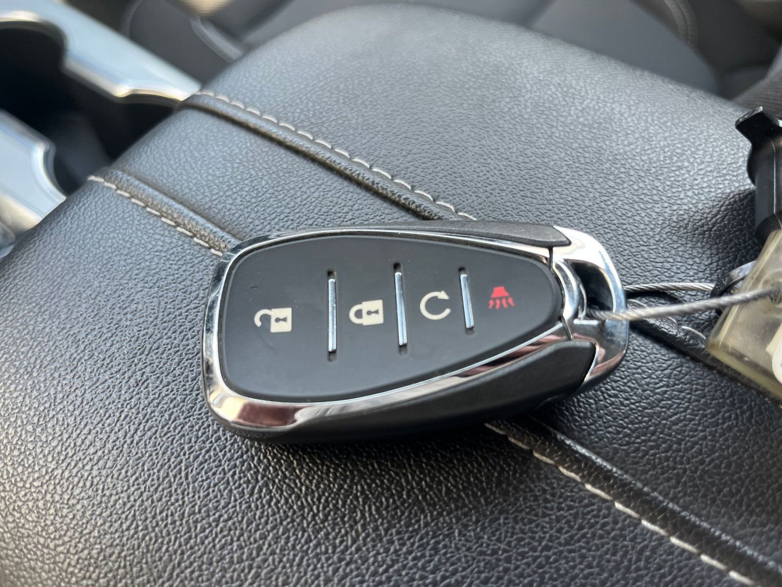 Thumbnail: 2025 Chevrolet Blazer - 25