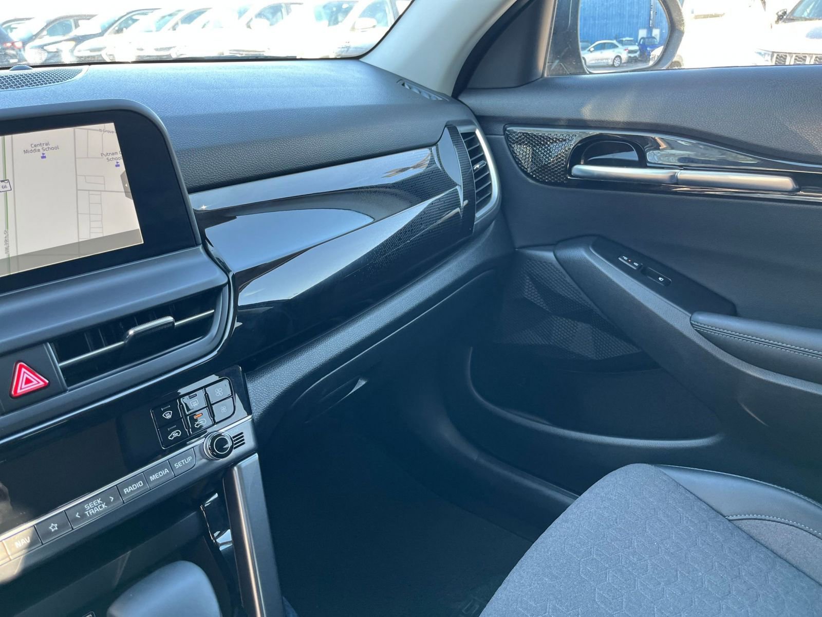 Thumbnail: 2025 Kia Seltos - 34