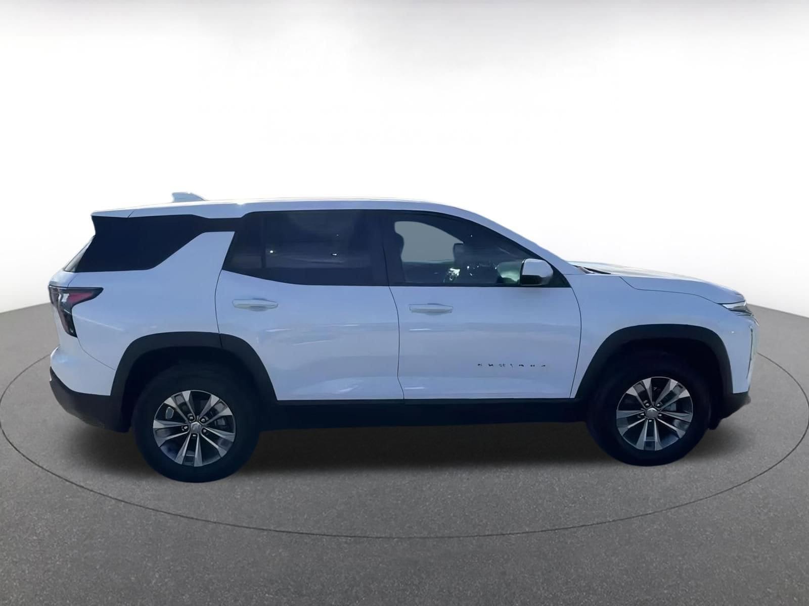 Thumbnail: 2025 Chevrolet Equinox - 15