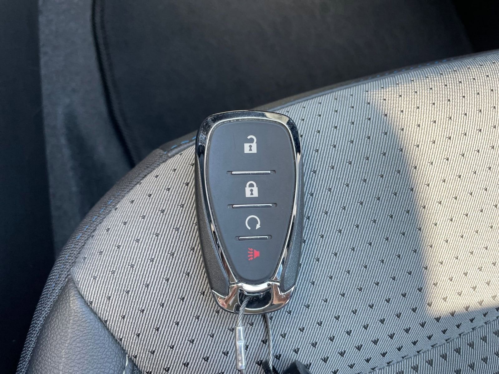 Thumbnail: 2025 Chevrolet Trax - 21