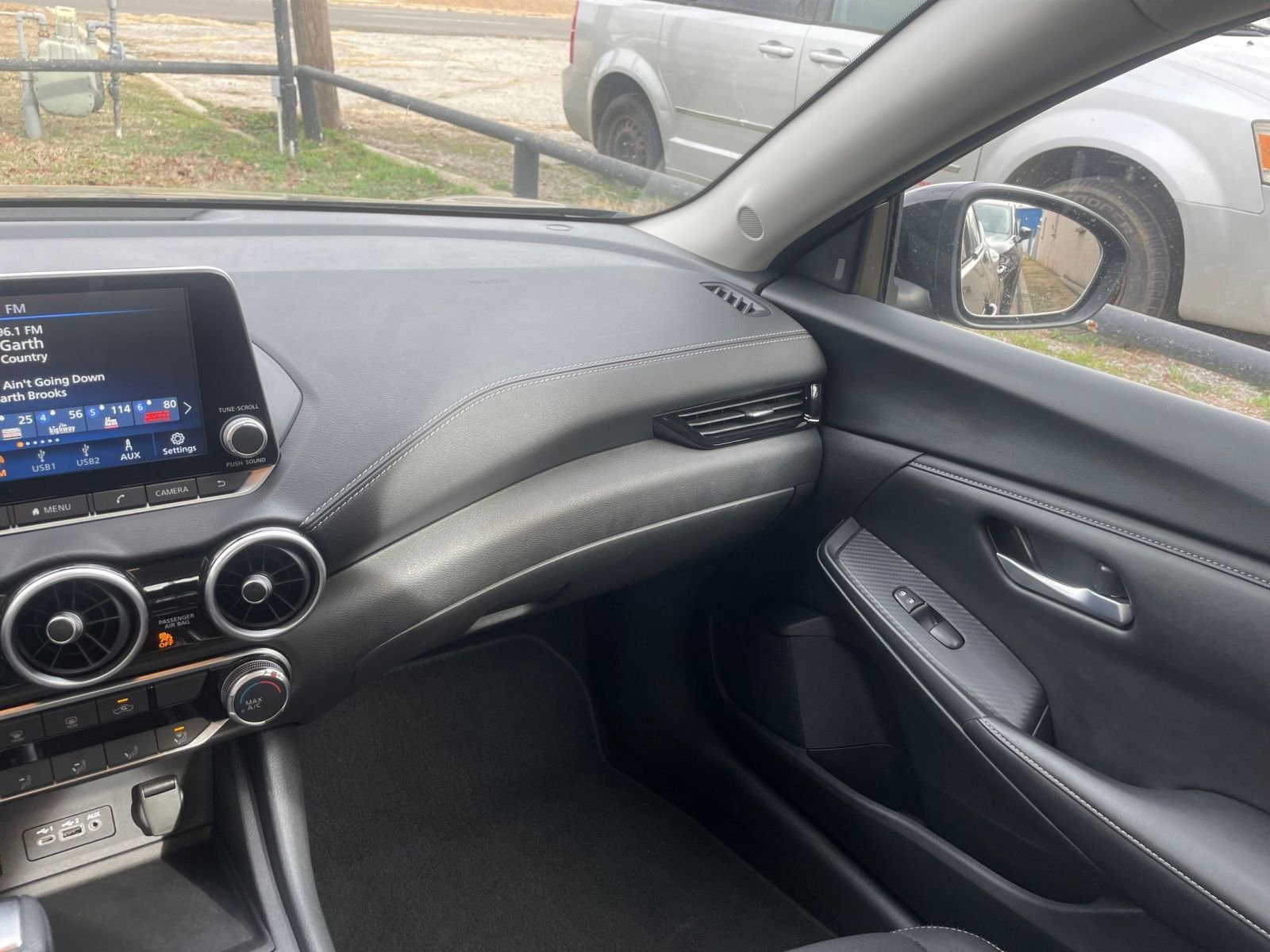 Thumbnail: 2025 Nissan Sentra - 33