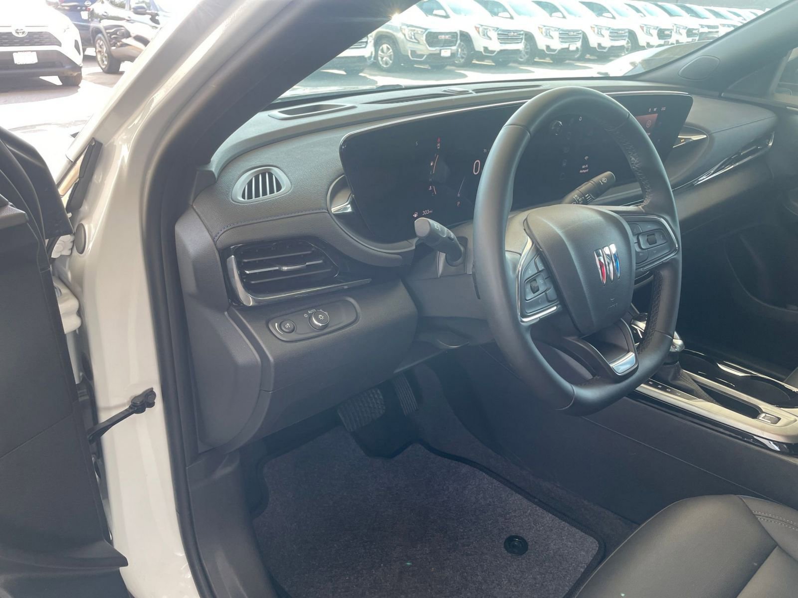 Thumbnail: 2025 Buick Envista - 32