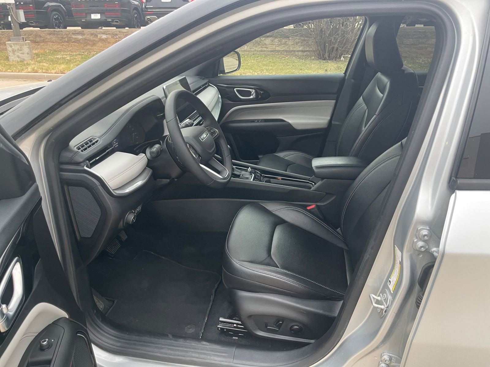 Thumbnail: 2025 Jeep Compass - 30