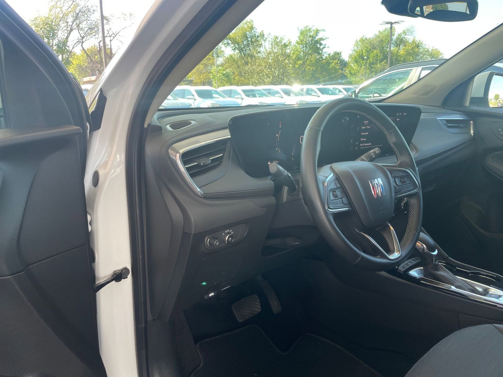 Thumbnail: 2025 Buick Encore GX - 32