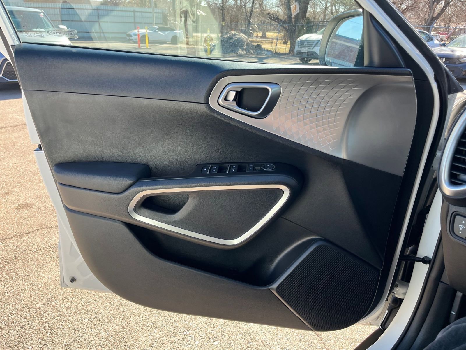 Thumbnail: 2025 Kia Soul - 18