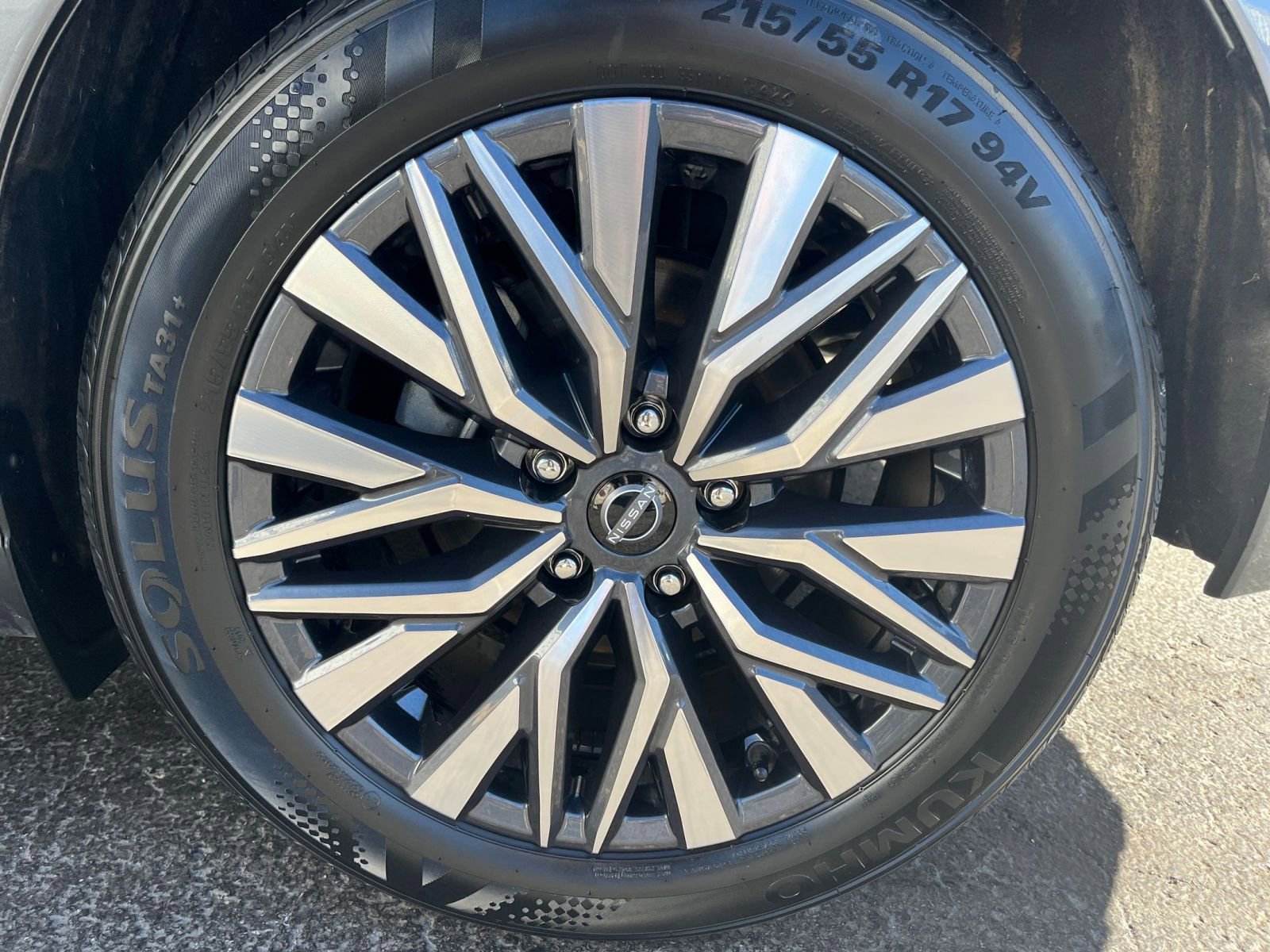 Thumbnail: 2025 Nissan Altima - 29