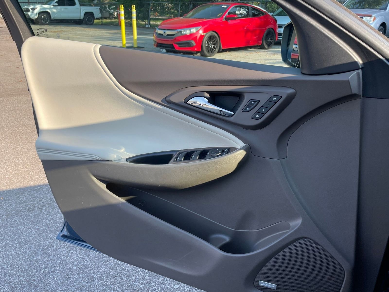 Thumbnail: 2024 Chevrolet Malibu - 20