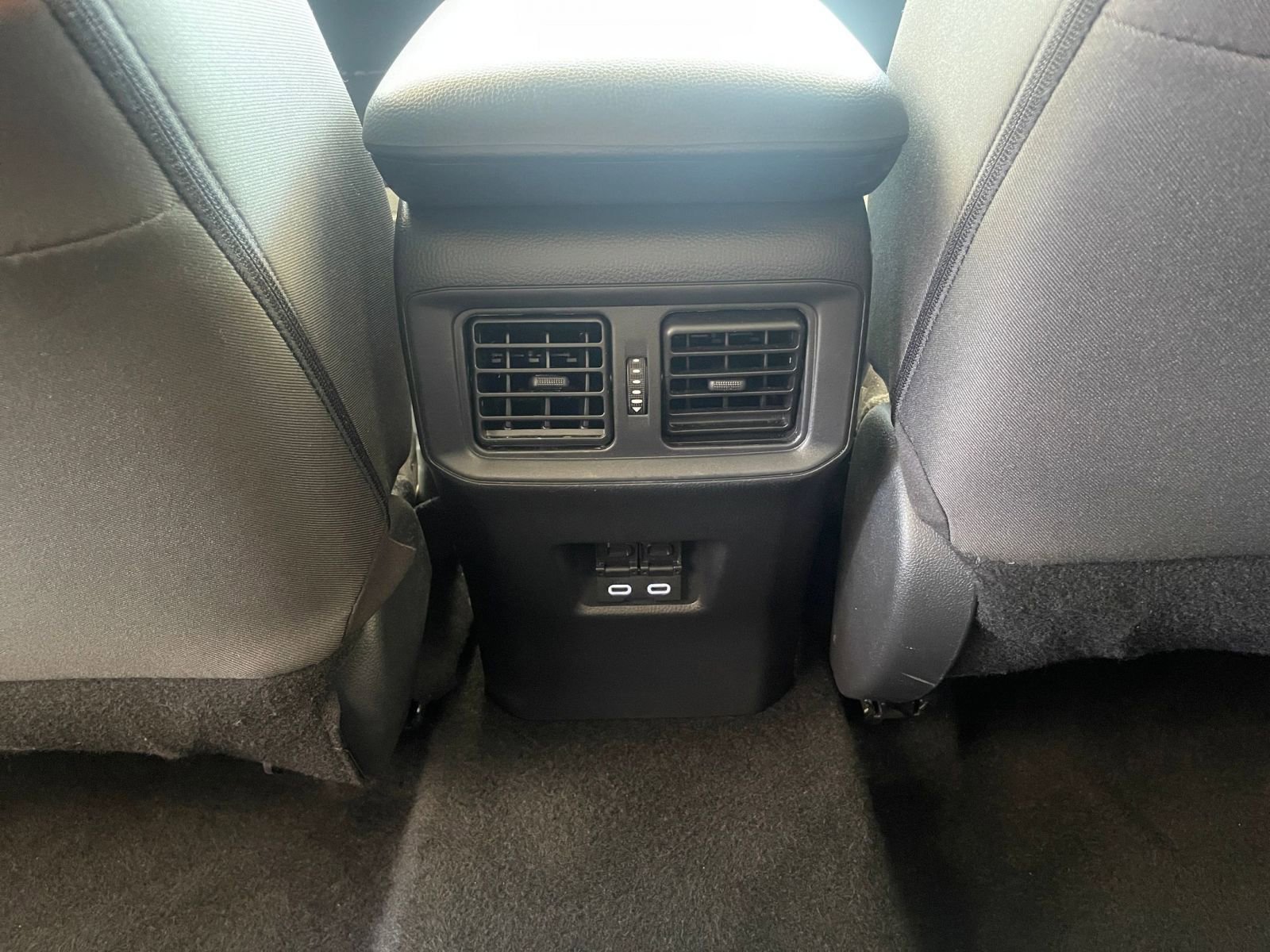 Thumbnail: 2025 Toyota RAV4 - 24