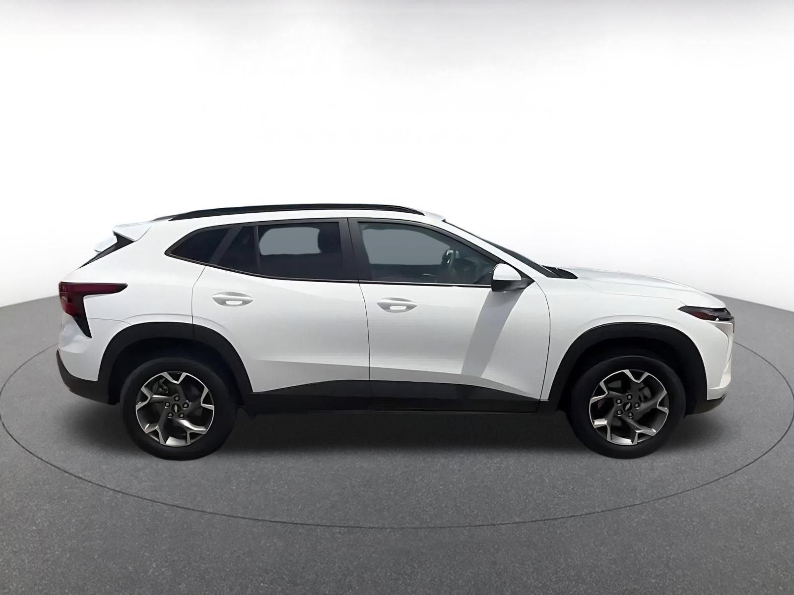 Thumbnail: 2025 Chevrolet Trax - 12