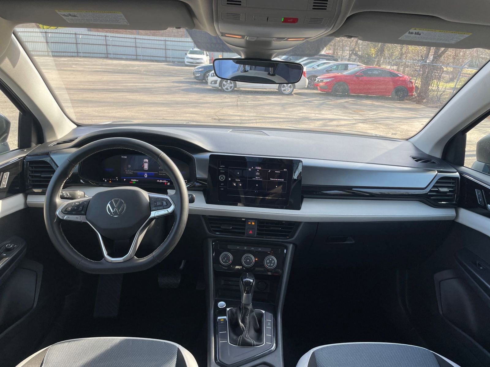 Thumbnail: 2025 Volkswagen Taos - 31