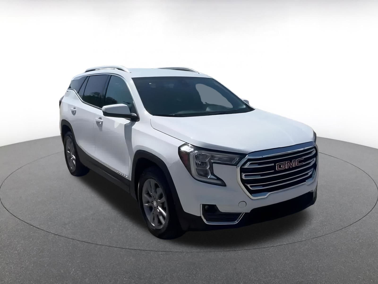 Thumbnail: 2024 GMC Terrain - 3