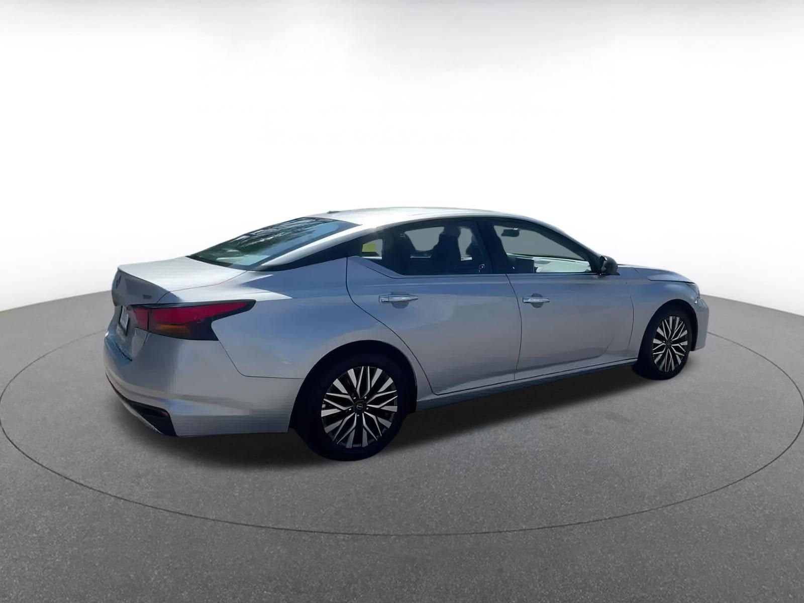 Thumbnail: 2024 Nissan Altima - 15