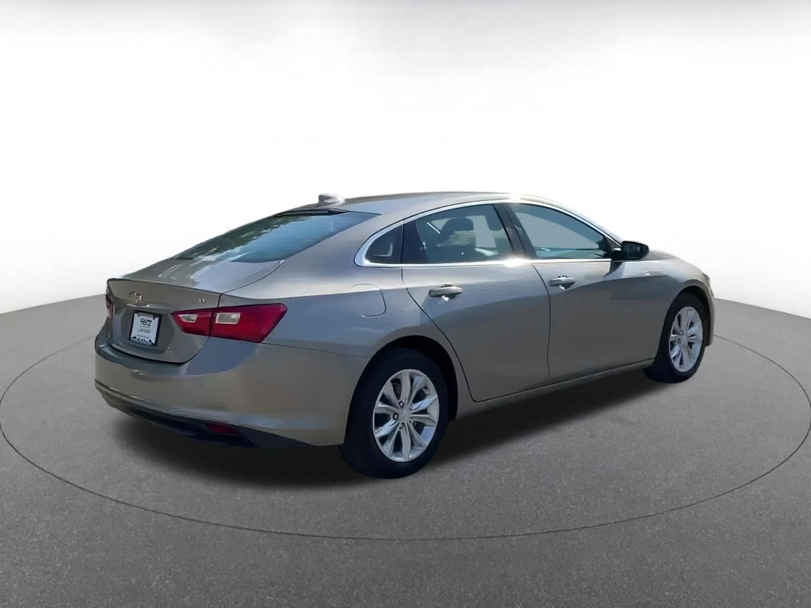 Thumbnail: 2024 Chevrolet Malibu - 15