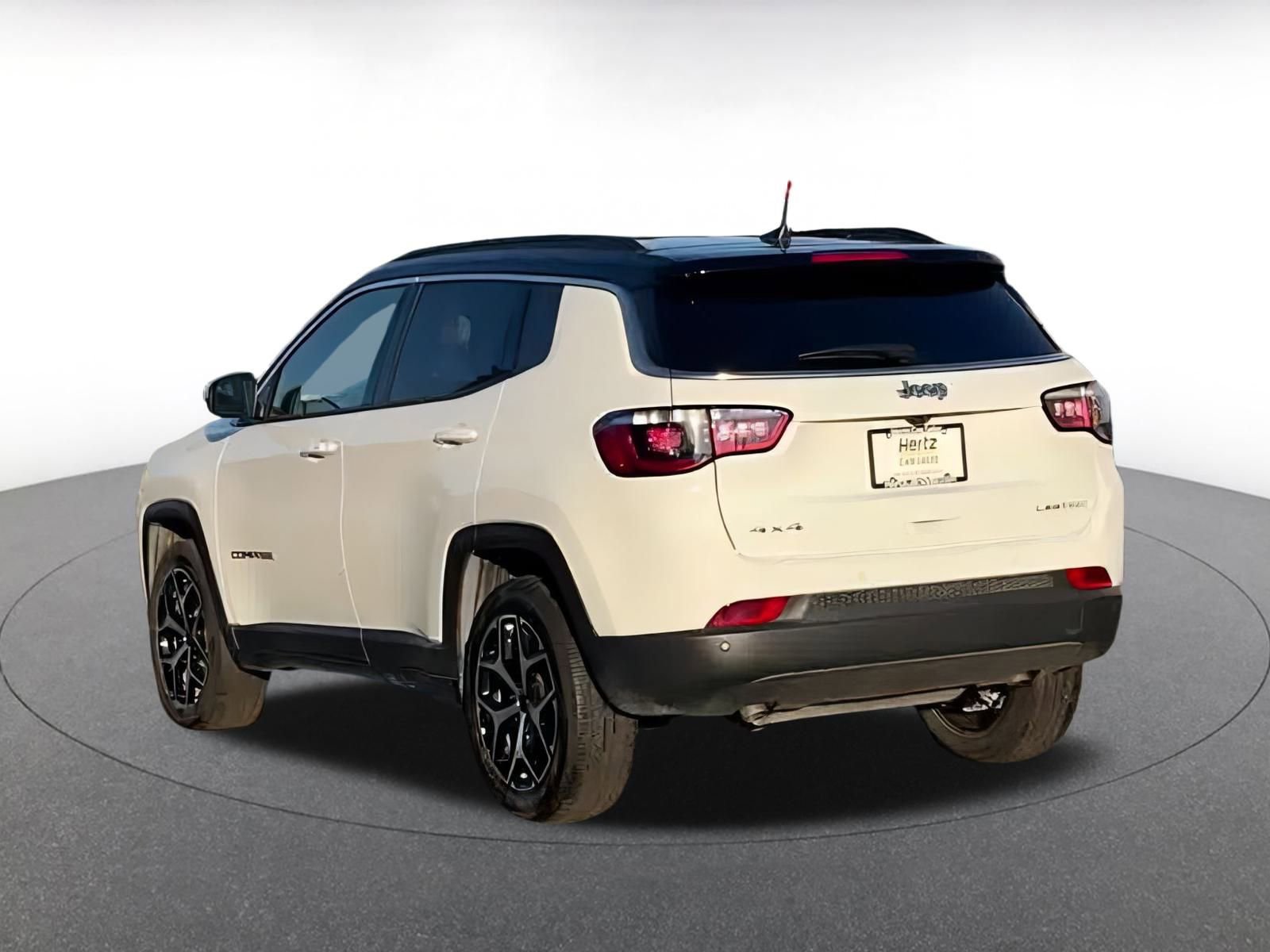 Thumbnail: 2025 Jeep Compass - 9
