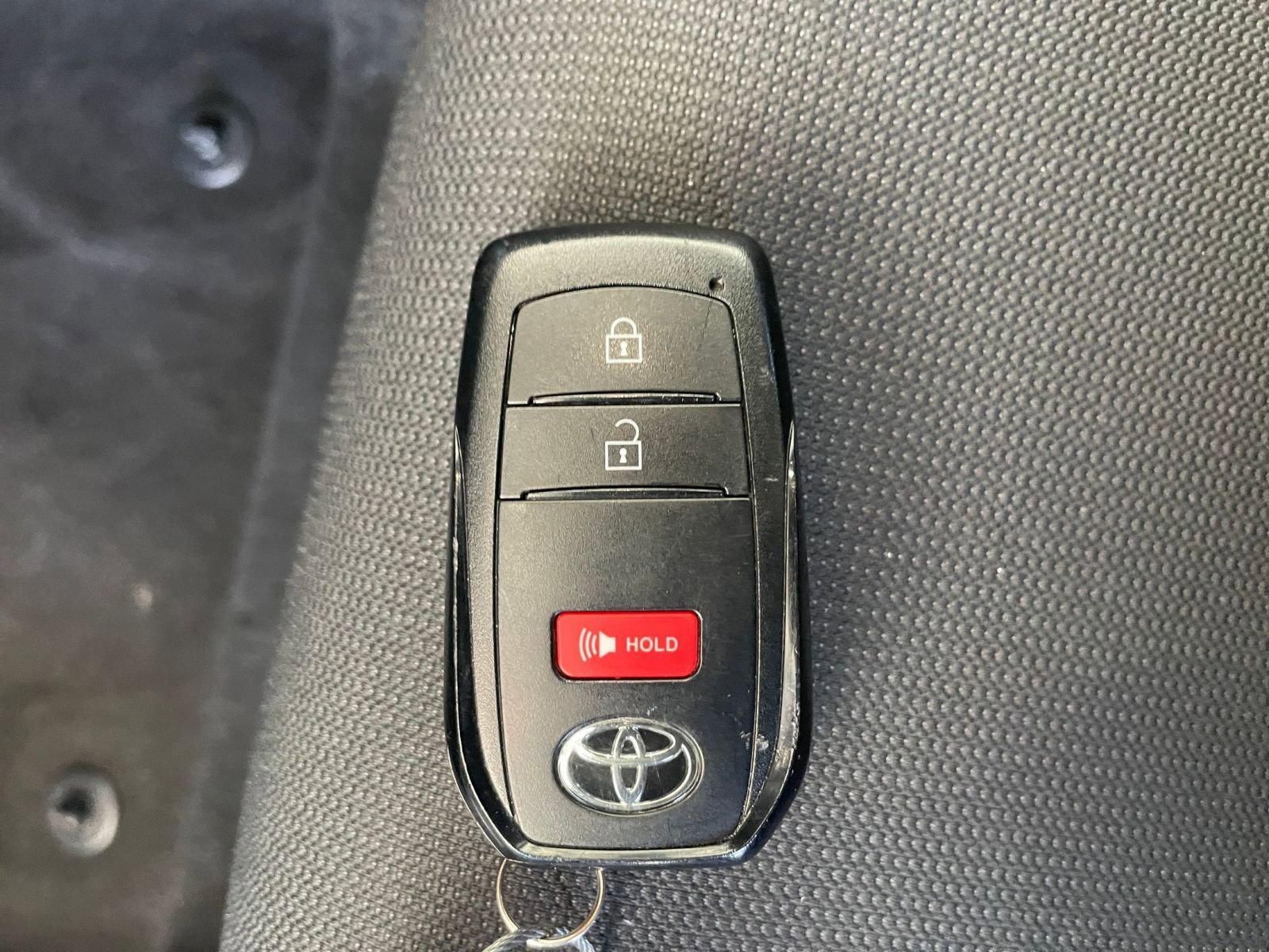 Thumbnail: 2025 Toyota Corolla Cross - 22