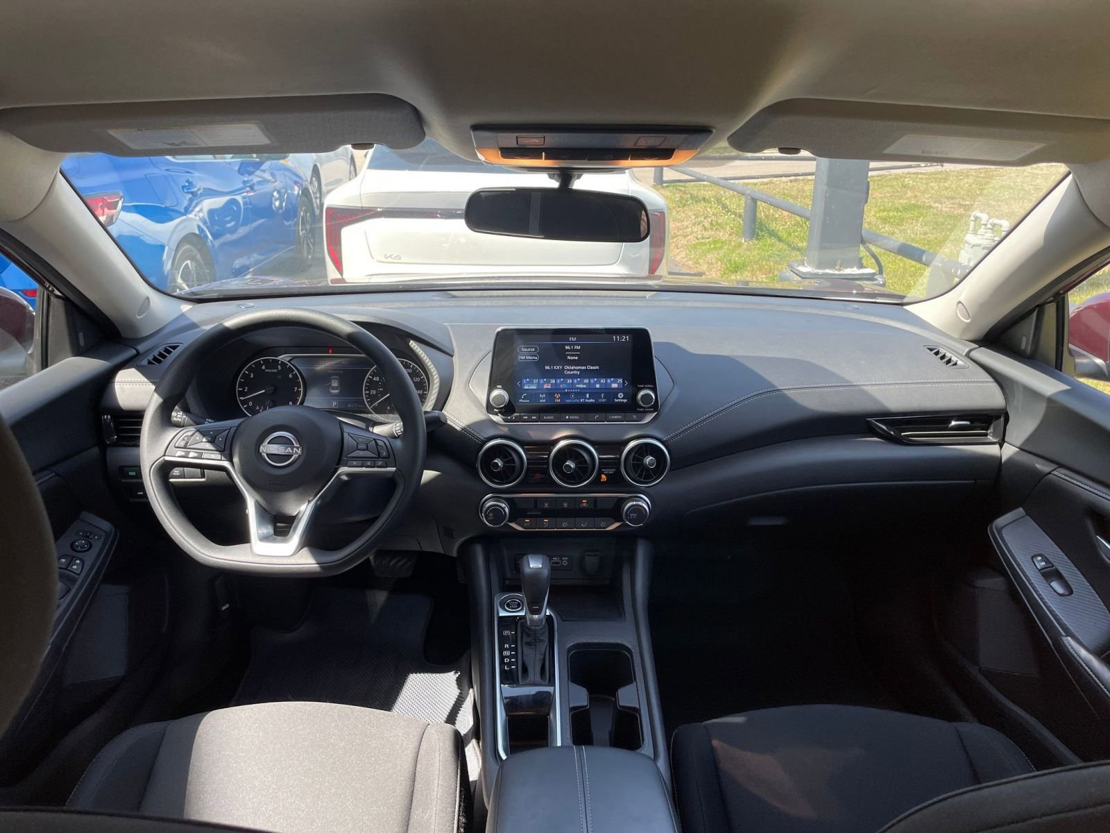 Thumbnail: 2025 Nissan Sentra - 31