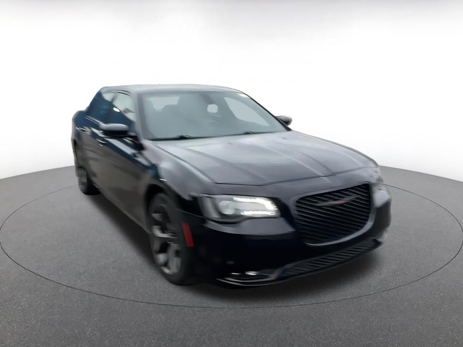 Thumbnail: 2022 Chrysler 300 - 3