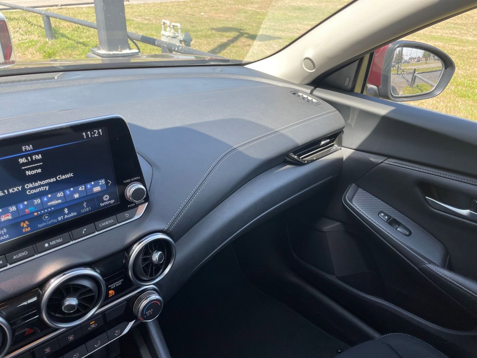 Thumbnail: 2025 Nissan Sentra - 33