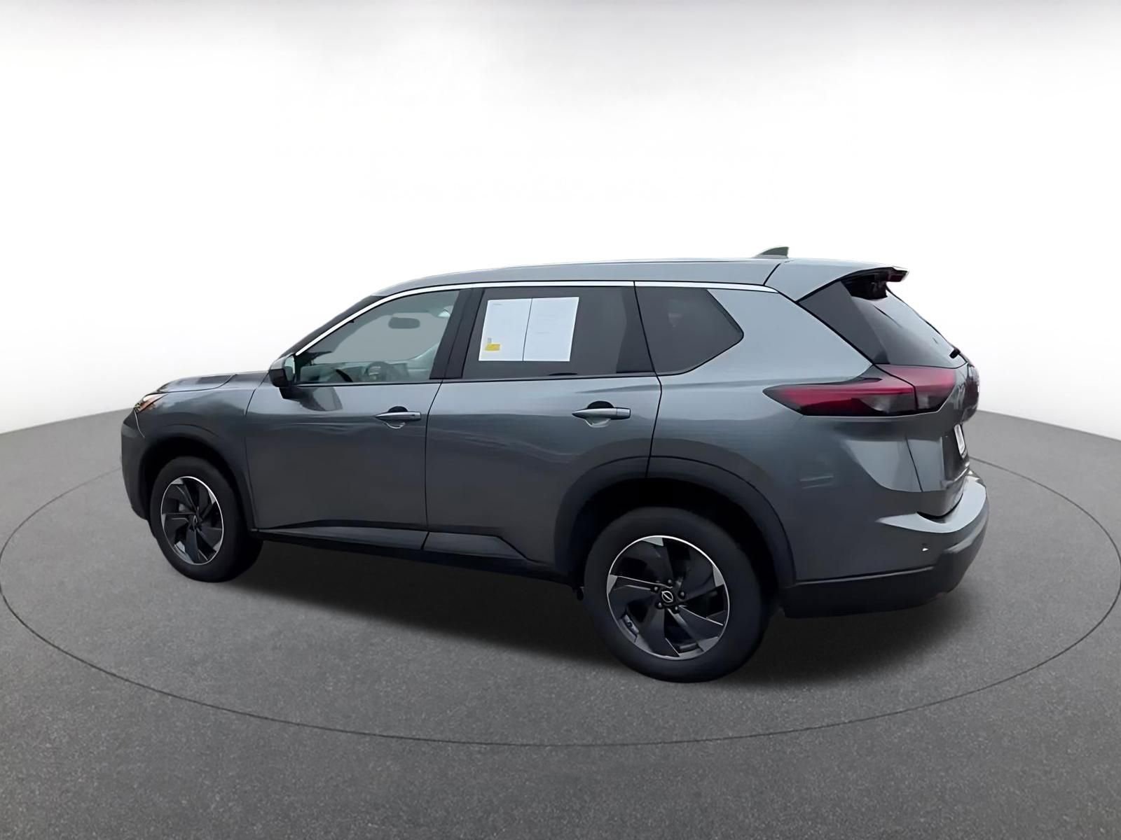 Thumbnail: 2025 Nissan Rogue - 10