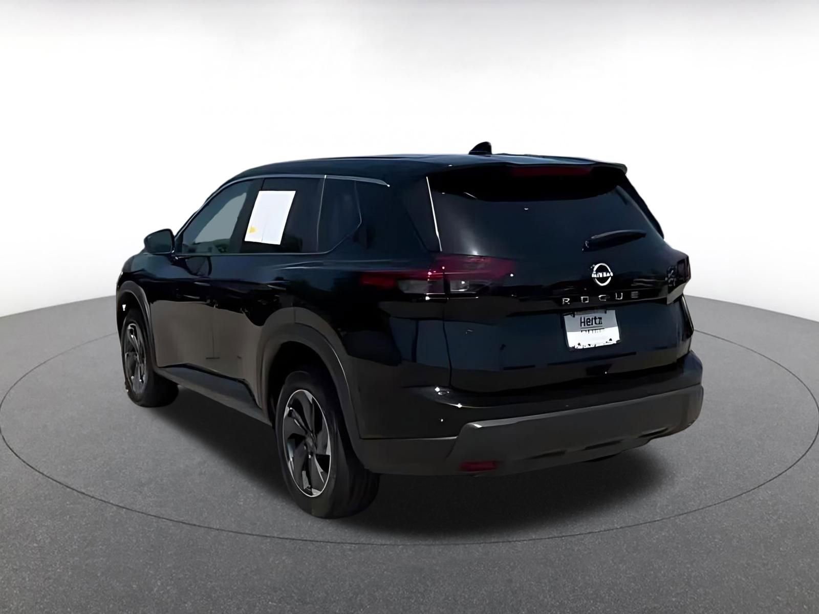 Thumbnail: 2025 Nissan Rogue - 11