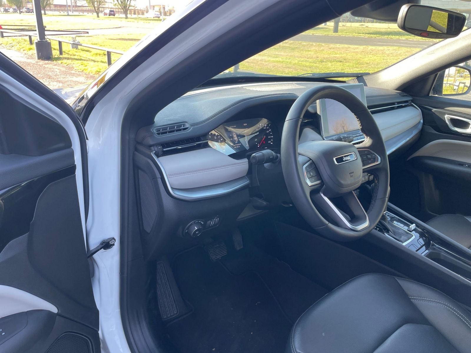 Thumbnail: 2025 Jeep Compass - 35