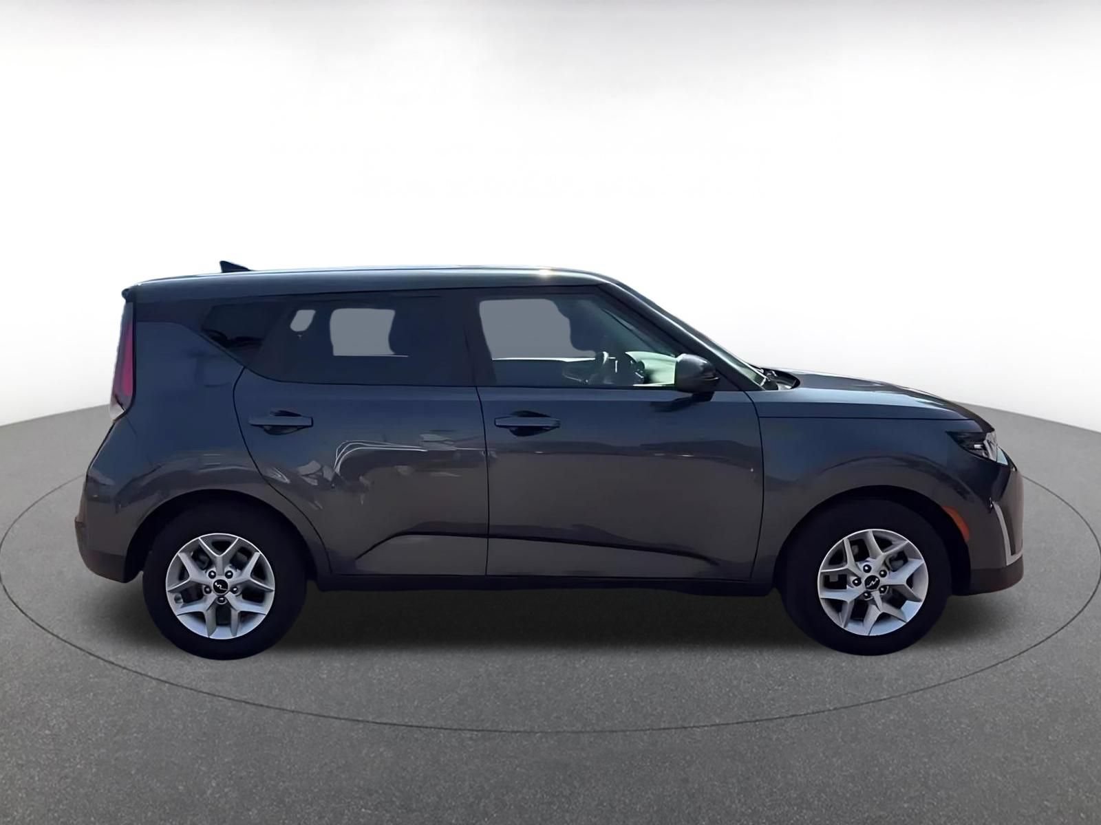 Thumbnail: 2025 Kia Soul - 16