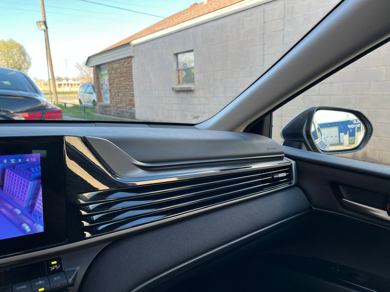 Thumbnail: 2025 Toyota Camry - 34